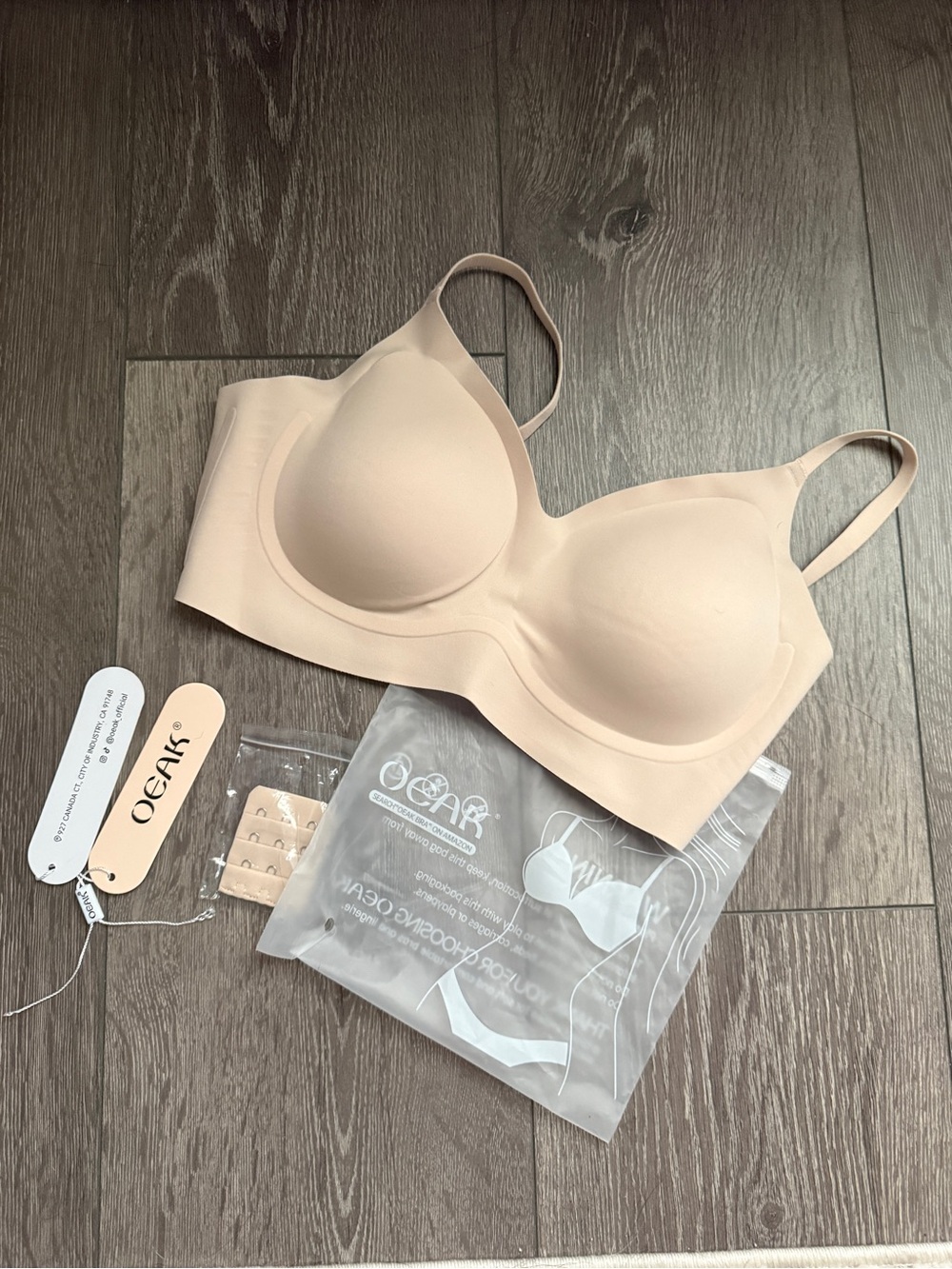 Women's Seamless Nude Molded Cup Bra